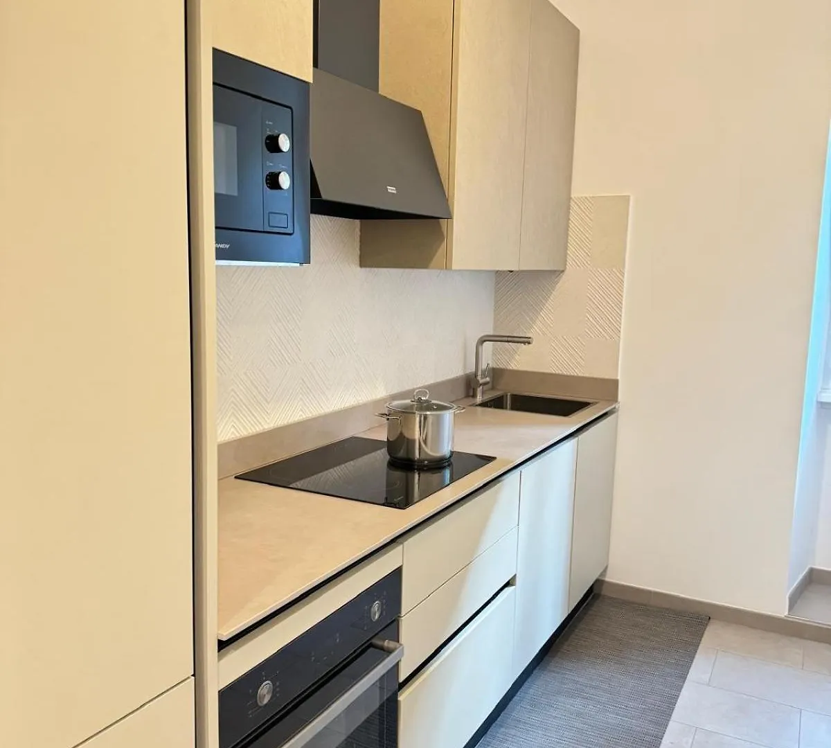 Appartamento Vivi Da Re A Roma Centro Italien